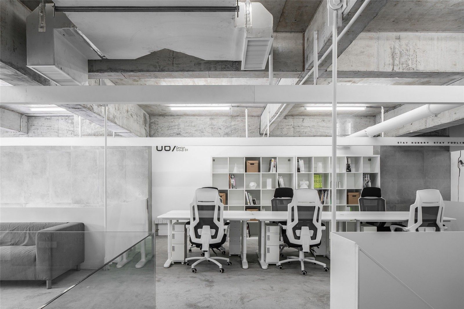 最热的现代办公室设计之工业风办公室设计-广东科纳建筑装饰工程有限公司