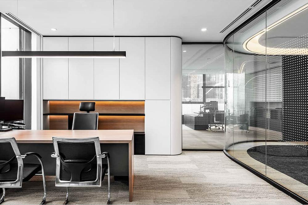 办公室设计：简约灵动现代办公空间设计